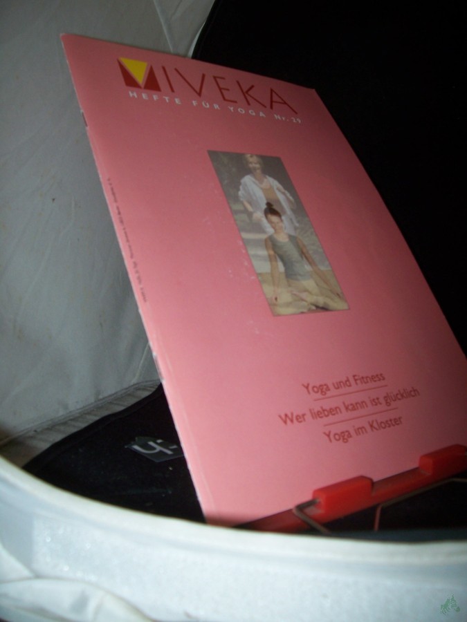 Artikelbild 1 des Artikels “29/2003 Yoga Sūtra – Wer lieben kann ist glücklich Yoga und Fitness Yoga im Kloster “