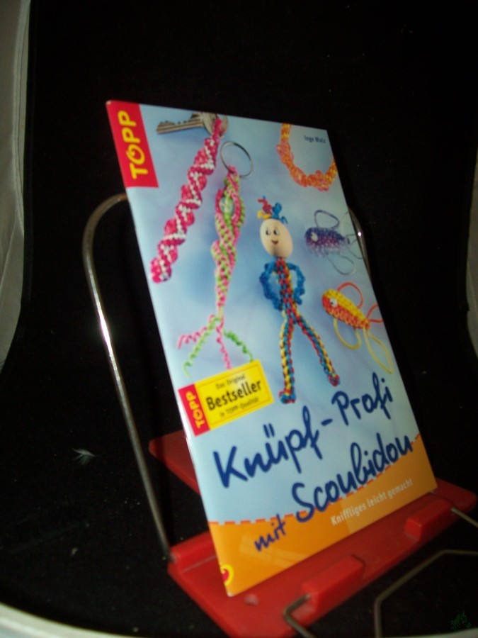 Artikelbild 1 des Artikels “Knüpf-Profi mit Scoubidou : Kniffliges leicht gemacht / Inge Walz “