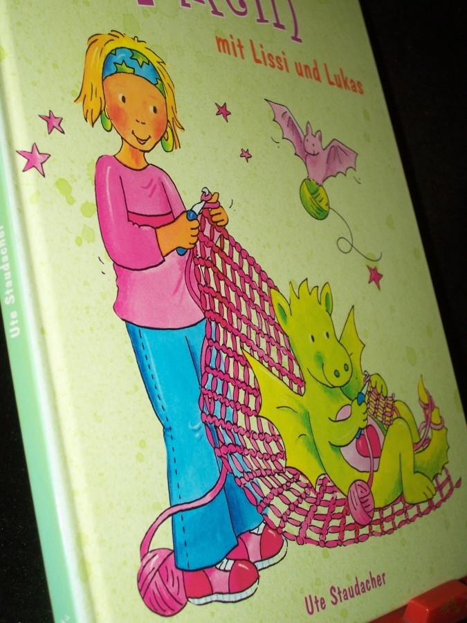 Product image 1 of the product “Häkeln mit Lissi und Lukas / Ute Staudacher. [Red.: Angelika Klein. Fotos: Uli Glasemann] ”