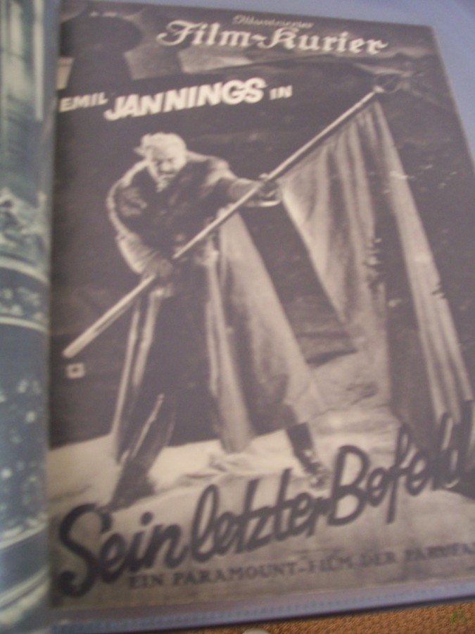 Product image 1 of the product “Nr. 944, Emil Jannings in Sein letzter Befehl. Ein Paramount Film der Parufamet ”