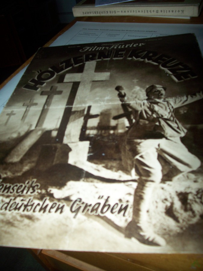 Artikelbild 1 des Artikels “1821, 1932 Hölzerne Kreuze. Jenseits der deutschen Gräben “