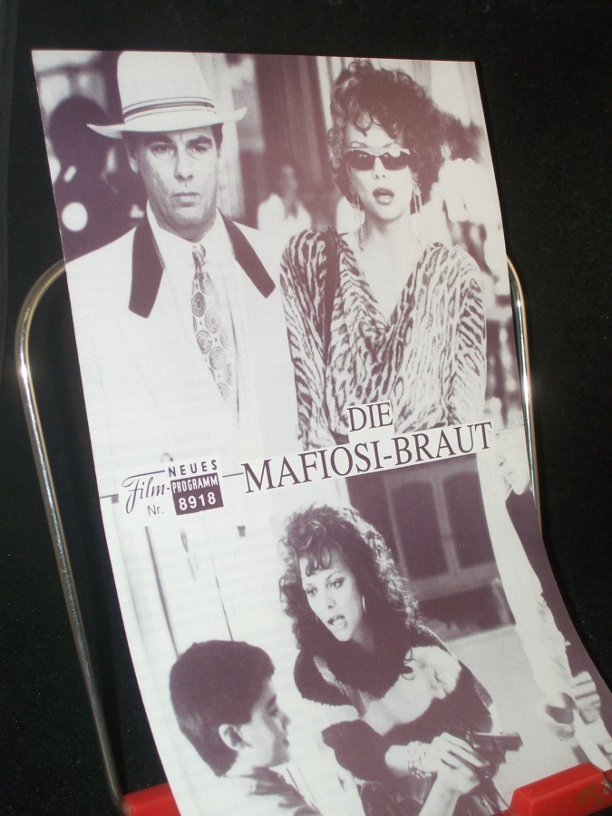 Artikelbild 1 des Artikels “Nr. 8918, Dezember 1988, Die Mafiosi-Braut “