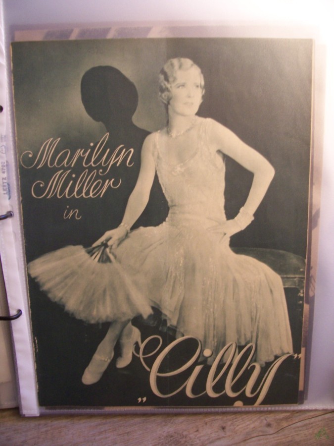 Artikelbild 1 des Artikels “No 1372, 1930, Cilly mit Marilyn Miller “