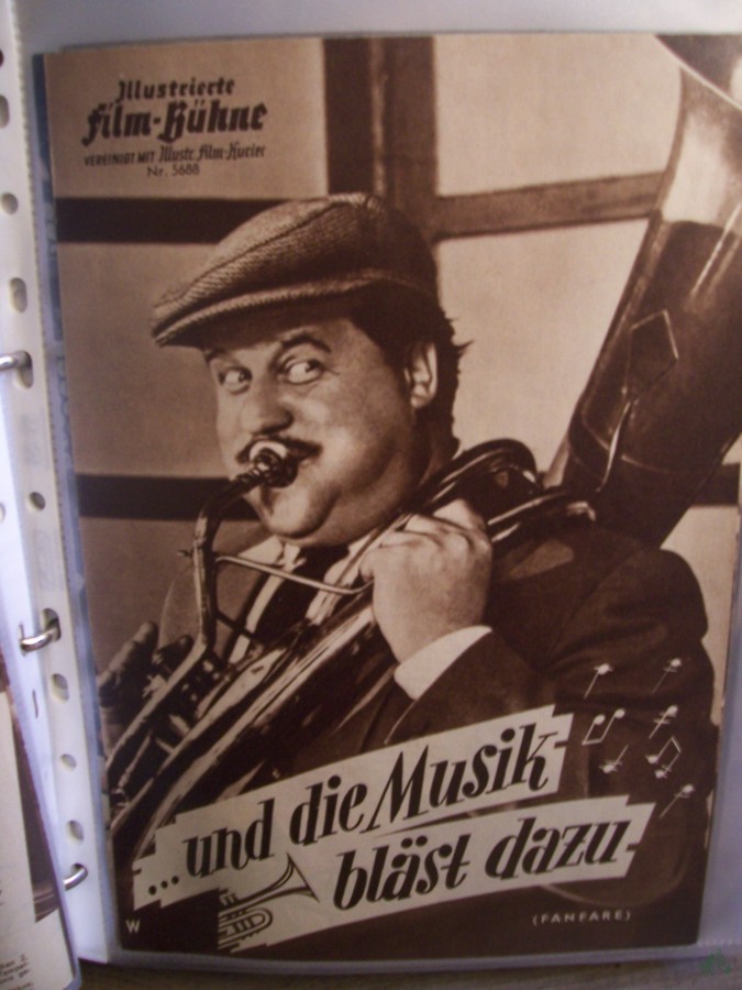 Artikelbild 1 des Artikels “Nr. 5688,... und die Musik bläst dazu “