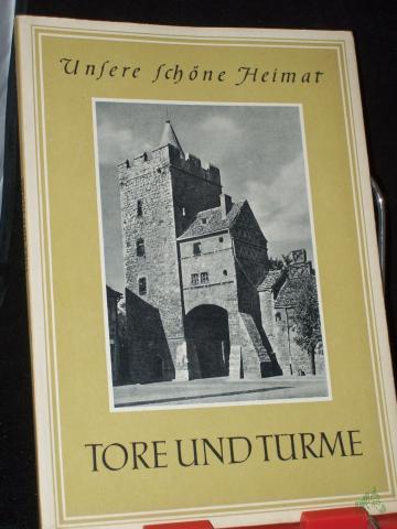 Product image of the product “Tore und Türme / Mit e. Vorw. v. Victor Struwe ”