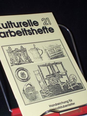 Product image of the product “Handreichung für Heimatstubenleiter / [Hrsg.: Bund d. Vertriebenen - Vereinigte Landsmannschaften u. Landesverb.] ”
