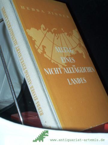 Artikelbild des Artikels “Zinner, Hedda: Alltag eines nicht alltäglichen Landes Teil: Bd. 1 “