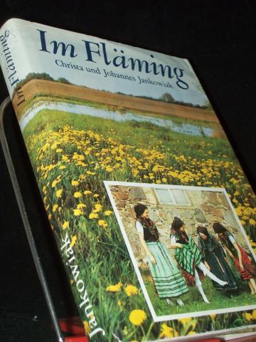 Artikelbild des Artikels “Im Fläming / Christa u. Johannes Jankowiak. Zwischen Wendenwall u. Butterturm fotogr. Bernd Blume “