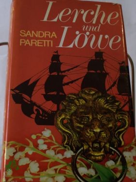 Product image of the product “Lerche und Löwe / Sandra Paretti ”