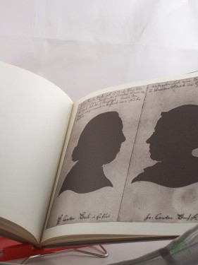 Product image of the product “Bildnisse aus der Bach-Familie : Silhouetten / hrsg. vom Bachhaus Eisenach. Isolde Lehmann ”