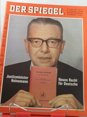 Artikelbild des Artikels “16/1967, Neues Recht für Deutsche “