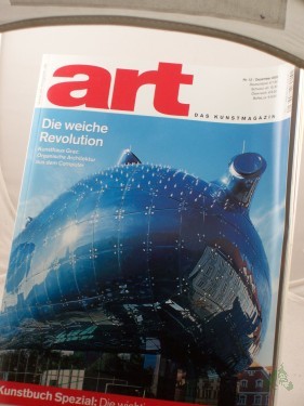 Artikelbild des Artikels “12/2003, die weiche Revolution “