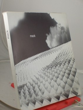 Product image of the product “mack : Objekte, Aktionen, Projekte; Akad. d. Künste, Berlin, 28. Mai - 2. Juli 1972 / Katalog: Herta Elisabeth Killy u. a. ”