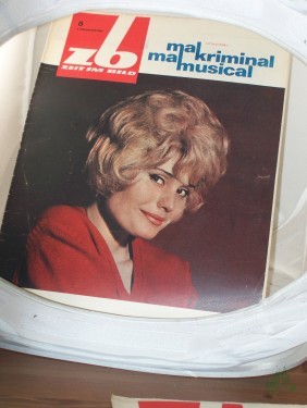 Artikelbild des Artikels “8/1965, Jutta Klöppel mal Krimi mal Musical “