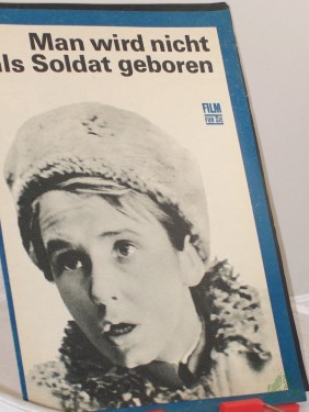 Artikelbild des Artikels “27/70, Man wird nicht als Soldat geboren “