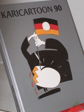 Artikelbild des Artikels “KARICARTOON 90 : 17 Karikaturisten der Sektion Karikatur und Pressezeichnung Süd stellen sich in diesem Katalog vor ; die Arbeiten wurden am 29. September 1989 ausgewählt / Katalog: Lutz Hirschmann in Verbindung mit der Wilhelm-Busch-Gesell “