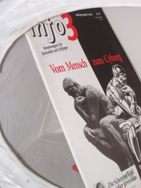 Artikelbild des Artikels “9/2000, Vom Mensch zum Cyborg “