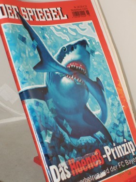 Product image of the product “18/2013, Das Hoeneß Prinzip ”