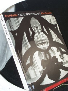 Artikelbild des Artikels “Laudatio organi : e. Orgelfahrt von d. Ostsee bis z. Erzgebirge / Ernst Schäfer “