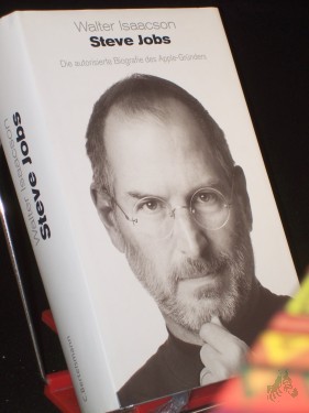 Artikelbild des Artikels “Steve Jobs : die autorisierte Biografie des Apple-Gründers / Walter Isaacson. Aus dem Amerikan. übertr. von Antoinette Gittinger... “