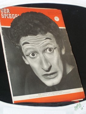 Artikelbild des Artikels “Neujahr 1954, DER KÖRPER IST GESCHWÄTZIG; SPIEL MIT DEM UNSICHTBAREN; MARCEL MARCEAU “