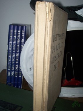 Artikelbild des Artikels “Deutsche Plastik unserer Zeit / Kurt Lothar Tank. Hrsg. v. Wilfrid Bade. Geleitw. v. Albert Speer “