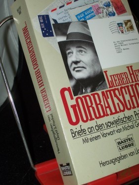 Artikelbild des Artikels “Lieber Herr Gorbatschow...: Briefe an den sowjetischen Prsidenten “