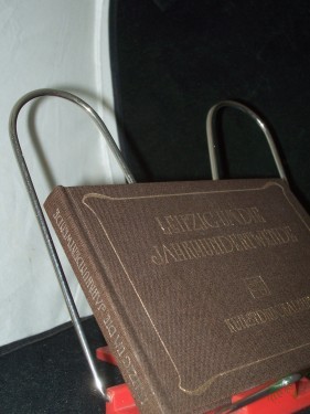 Product image of the product “Leipzig um die Jahrhundertwende : Zeichnungen und Aquarelle / von Heinrich Georg Drescher. [Text und Bildausw.: Brigitte Fliegel] ”