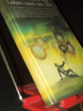 Product image of the product “Leben nach der Uhr / Gerhard u. Christiane Vogel ”