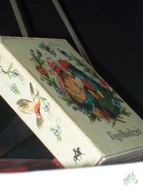 Artikelbild des Artikels “Vogelhochzeit / [Ill.: Dagmar Kunze. Nach e. Textfassung von K. Simrock] “