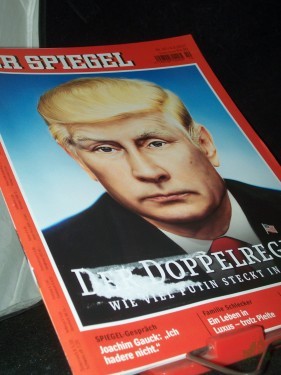 Artikelbild des Artikels “10/2017, Der Doppelregent, Wie viel Putin steckt in Trump “