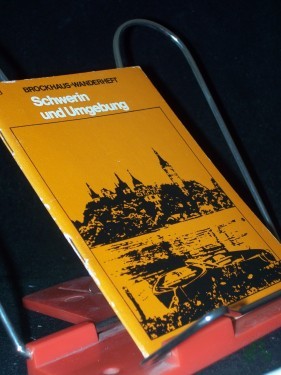 Product image of the product “Schwerin und Umgebung / Gunter Kirsch u. Horst Ende. [Kt.: Ehrhart Kundisch] ”