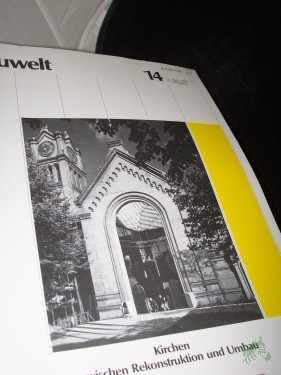 Artikelbild des Artikels “14/1984 Kirchen zwischen Rekonstruktion und Umbau “