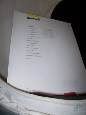 Artikelbild des Artikels “35/1997 Ausgestellt “