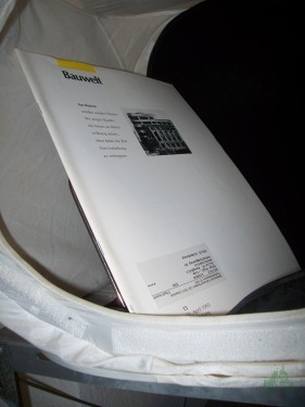 Artikelbild des Artikels “15/1995 aus Ruinen “