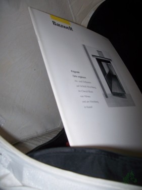 Artikelbild des Artikels “16/1992 prägende Orte ergänzen “