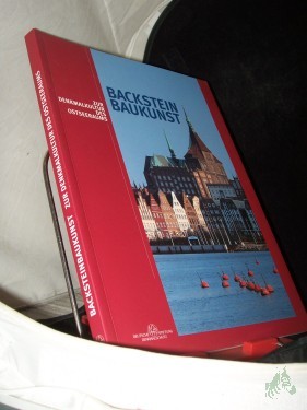 Artikelbild des Artikels “Dokumentation der Tagung zum 75. Geburtstag von Gottfried Kiesow in der Wismarer St.-Georgen-Kirche, 31.8. - 1.9.2006 / [Konzept und Gesamtorganisation: Ingrid Scheurmann. Übers.: Barbara Finkenstaedt] “