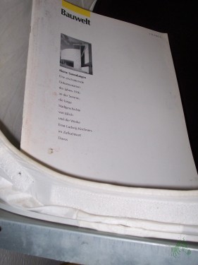 Artikelbild des Artikels “47/1992 Kleine Sammlungen “