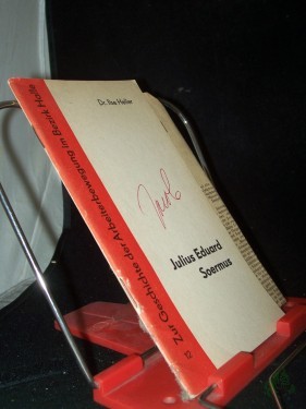 Product image of the product “Julius Eduard Soermus / Ilse Heller. Hrsg. von d. Komm. zur Erforschung d. Geschichte d. Örtl. Arbeiterbewegung bei d. Bezirksleitung Halle d. SED u.d. Komm. zur Erforschung d. Geschichte d. Örtl. Arbeiterbewegung bei d. Stadtleitung Halle ”