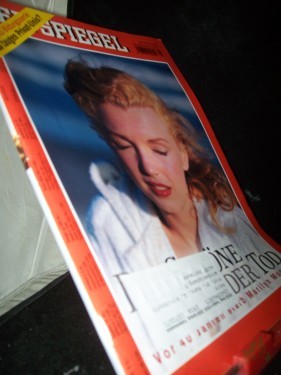 Product image of the product “31/2002 Die Schöne und der Tod ”