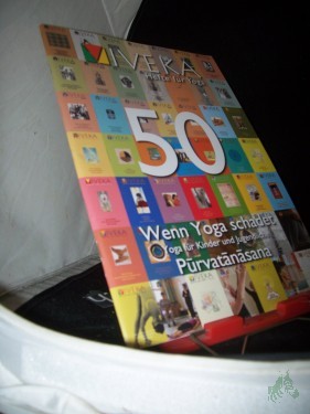 Artikelbild des Artikels “50/2012 Serie Āsana – pūrvatānāsana und catuṣpāda pīṭham Yoga für Kinder und Jugendliche – 3 Erfahrungsberichte Wenn Yoga schadet “