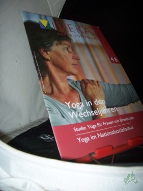 Artikelbild des Artikels “48/2011 Yoga in den Wechseljahren Studie – Yoga für Frauen mit Brustkrebs Yoga im Nationalsozialismus “