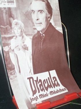 Artikelbild des Artikels “Nr. 6197, August 1972, Dracula jagt Mini-Mädchen “