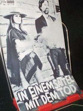 Artikelbild des Artikels “Nr. 6176, Juli 1972, In einem Sattel mit dem Tod “