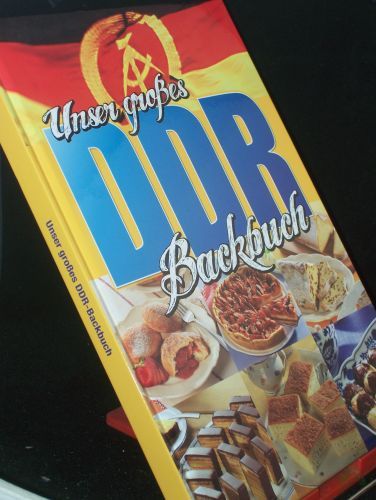 Artikelbild des Artikels “Unser großes DDR-Backbuch / Autoren: Barbara und Hans Otzen “