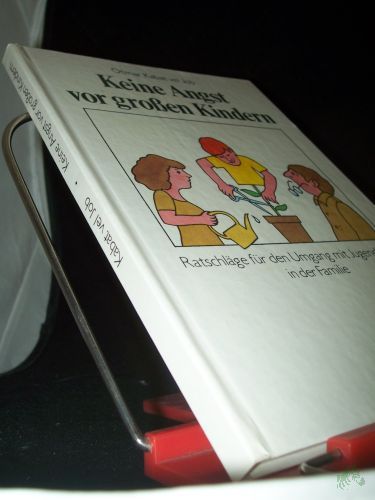Artikelbild des Artikels “Keine Angst vor grossen Kindern : Ratschläge für d. Umgang mit grossen Kindern in d. Familie / Otmar Kabat vel Job. [Unter Mitarb. von Monika Reissig...] “