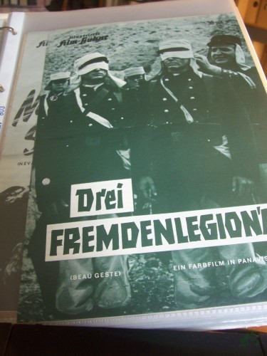 Artikelbild des Artikels “Nr. 7398 Drei Fremdenlegionäre “