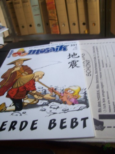 Product image of the product “Juli 2003, Die Erde bebt ”