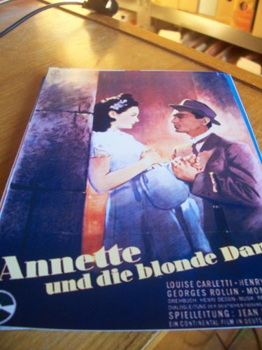 Artikelbild des Artikels “Nr. 1216 Annette und die blonde Dame “