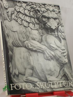 Artikelbild des Artikels “Foto und Skulptur : röm. Antiken in engl. Schlössern ; mit e. Beitr.
von Irmgard Hiller ; e. Ausstellung d. Forschungsarchivs für Röm.
Plastik am Archäolog. Inst. d. Univ. zu Köln u.d. Röm.-German.
Museums Köln, 28. Februar - 20. April 198 “